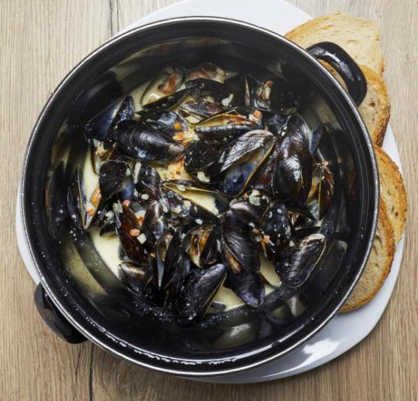 Servering af Moules frites 